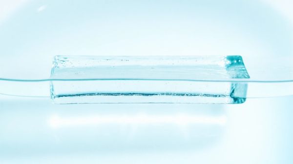 Idées créatives pour intégrer des bares transparents dans vos œuvres